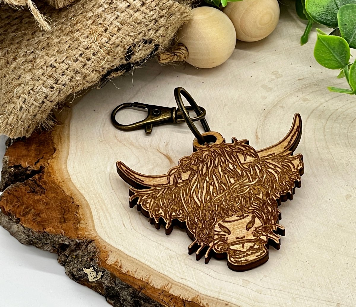 It's a Moo-d Highland Cow Keychain - Zeman Woodcrafts